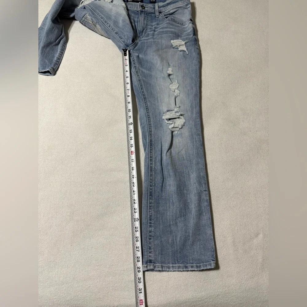 BKE Jeans Mens 33x29 Jake Straight Light Wash Mid‎ Rise Distressed Stretch Denim